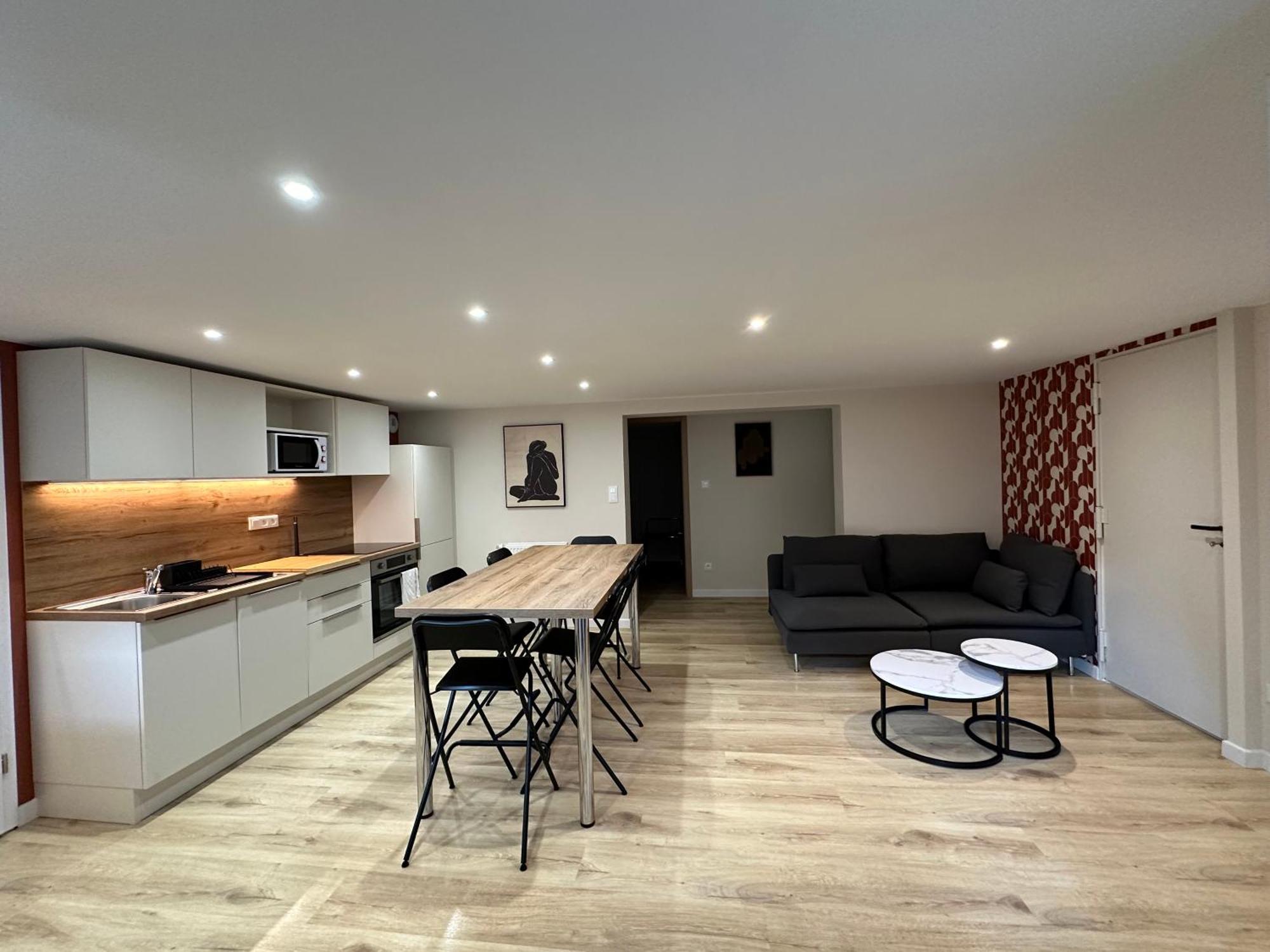 Schmitt Apartment